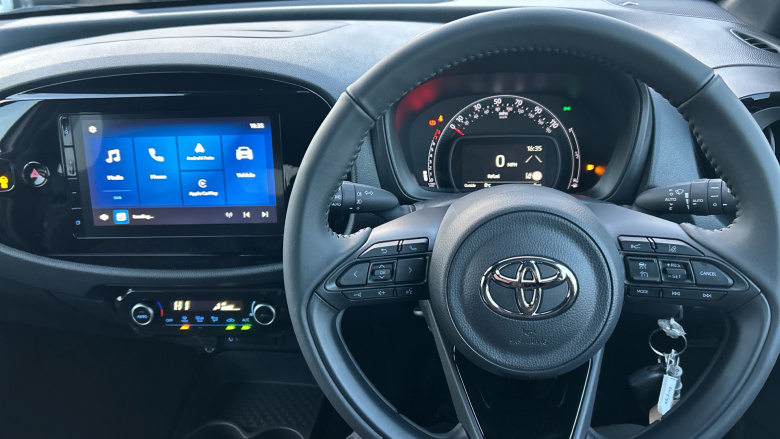 Toyota Aygo X 1.0 VVT-i Edge 5dr Petrol Hatchback